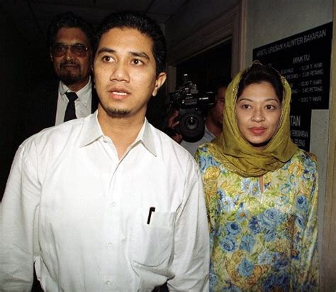 Knowledge of malaysia's economic history is essential for understanding the country's present day social data on poverty: Malaysia's Economic Affairs Minister sued for failing to ...