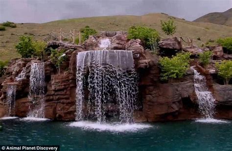 2m Utah Swimming Pool Features Man Made Mountain With A Waterslide