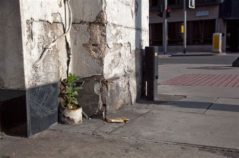 Slinkachu In Italy London Unurth Street Art