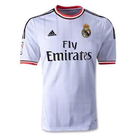 Authentic home and away jerseys are lightweight and offer enhanced wind resistance with their slim construction. Jersey Real Madrid 2013/2014 - Toko Jersey