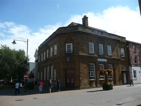 Barclays bank plc swift code, king street branch, reading in united kingdom get swift code bic code of barclays bank plc king street branch in reading city, of united kingdom country along with address and contact phone numbers, scroll down Barclays Bank | High Street, Banbury. Built in the 1920s ...
