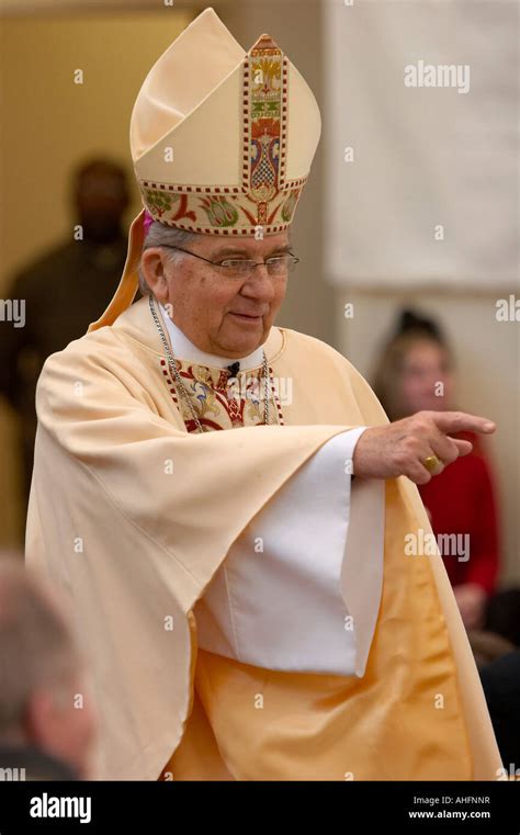 Catholic Priest Consecration Hi Res Stock Photography And Images Alamy