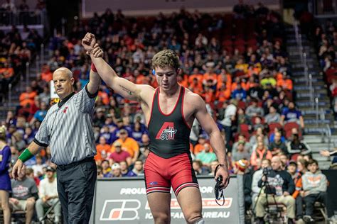 Broderson Named Iawrestle 2019 High School Wrestler Of The Year