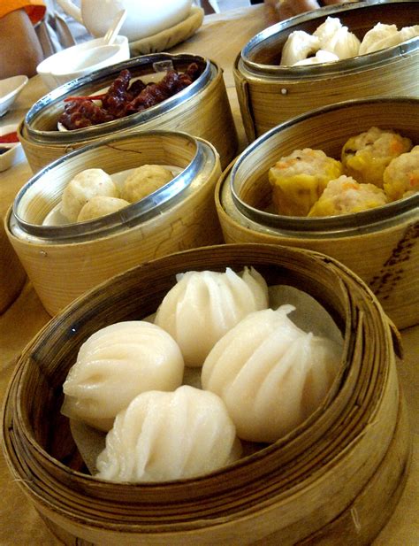 The nutrient contents of chinese dim sum varied, but generally most of them were low in calcium and dietary fibre.4 the steamed savoury dim sum was generally high in total fat, saturated fat and sodium. Chinese Dim Sum. | Asian recipes, Food, Food and drink