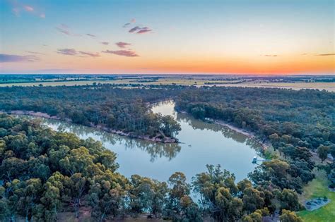 Murray River Overview For Seniors Small Group Tours Odyssey Traveller