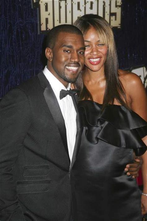 Kanye West Secretly Married To Girlfriend Alexis Phifer