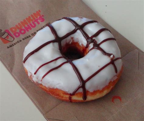 The Definitive Ranking Of Every Classic Donut From Dunkin Donuts