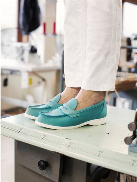 Today aurlandskoen shoe factory is the only factory producing the famous and distinctive penny loafer. Byggstudio