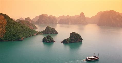 Rough Guides Names Six Must Visit Places In Vi T Nam Tour Packa
