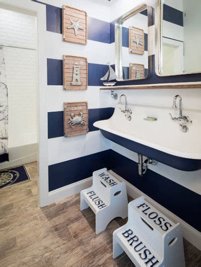 How To Design Your Own Authentic Nautical Bathroom