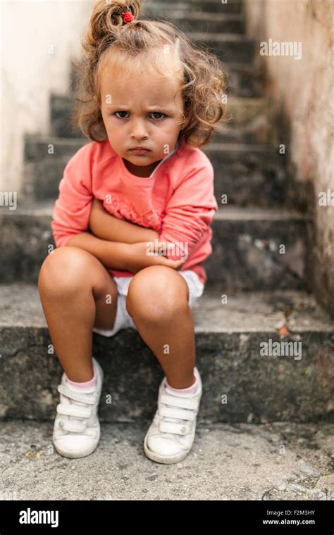 Arms Crossed Little Girls Angry Fotos Und Bildmaterial In Hoher