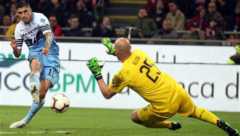 25 jun 2020 | 19:33 gmt. Joaquin CORREA winner against AC Milan sends Lazio into ...