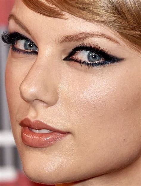 Celebrity Closeup Taylor Swift Hot Beautiful Taylor Swift Beautiful