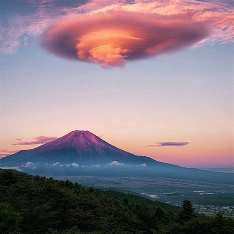 “fuji Mountain Japan Photo By Kritayuga Check Out His Feed For More