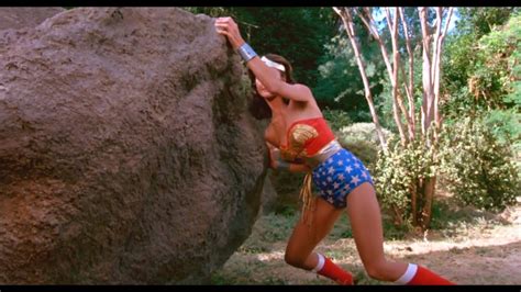 Wonder Woman Super Strength Compilation Season 1 Complete Enhanced 1080p Bd Youtube