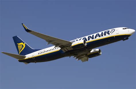 At least three ryanair boeing 737s have been grounded due to cracks between the wing and fuselage but this was not disclosed to the public, the guardian can reveal. Boeing 737-800 Ryanair. Photos and description of the plane