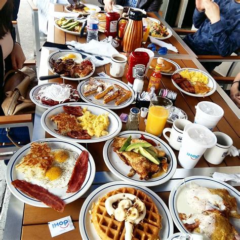 Food network visited diners all across the country in search of the most delicious diner dishes. Pin by Alexzandra 🌻 on F O O D | Food porn, Breakfast ...