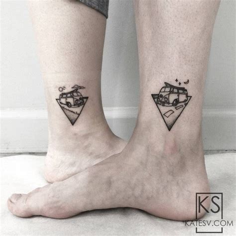 Artista Tatuador Kate Sv Tags categorías Blackwork Ilustrativo