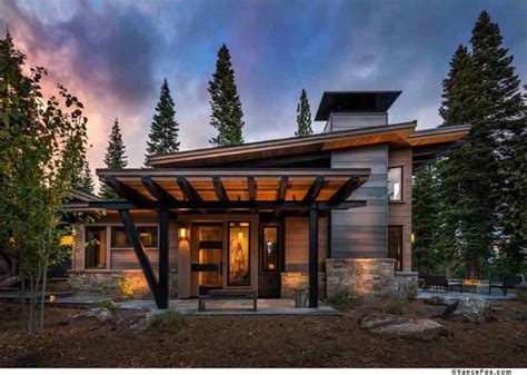 House Steel Beam Cabin Imgur In 2021 Mountain Home Exterior