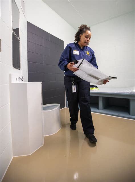 Touting ‘zero Youth Detention Goal King County Offers Tour Of New Juvenile Jail The Seattle