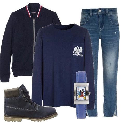 Decorato con perline e strass è ideale sia per outfit casual che per abbinamenti eleganti. Outfit composto da giubbotto leggero blu di Tommy ...