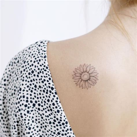 The 25 Best Sunflower Tattoo Small Ideas On Pinterest Sunflower