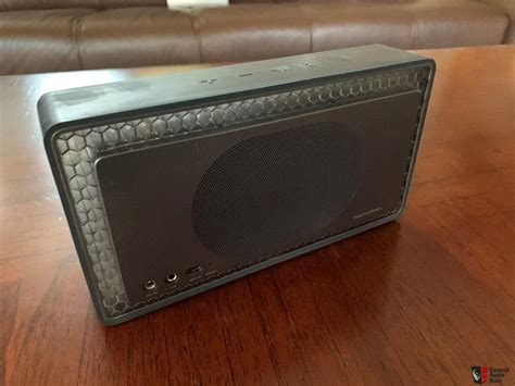 Bandw Bowers And Wilkins T7 Wireless Bluetooth Speaker Black Demomint