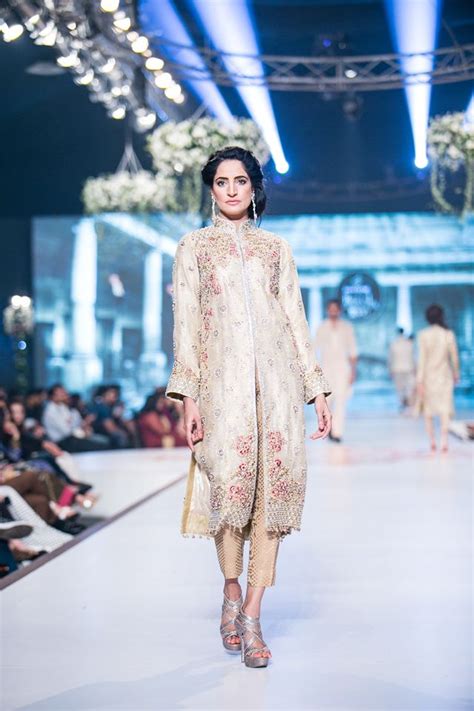 Faraz Manan Bridal Collection At Pbcw 2014 Day 2 Pakistani Formal