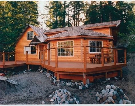 Log siding will give your home or cabin a beautiful, rustic look. Rustic Renovations - Cabin Life Magazine | Siding options ...