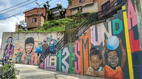 Comuna 13 De Medellín Guía Graffiti Tour Y Metrocable