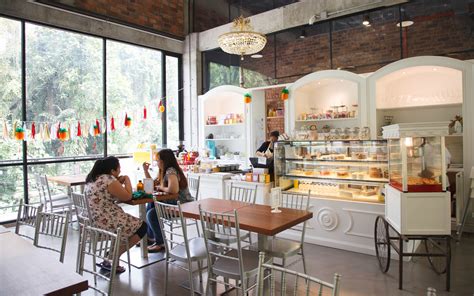 Viewer votes help determine which contestants are sent home and also which eliminated players will earn the chance to return to the glass house to compete again. The Delectable Cafe at Glasshouse | Restaurants in Mid ...