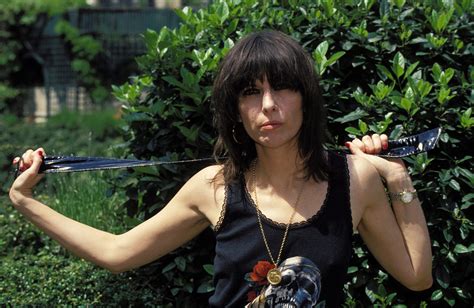 hynde sight our 1986 chrissie hynde cover story spin