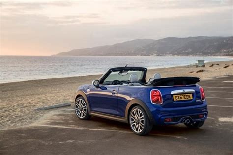 2018 Mini Cooper Range Launched In India Prices Start At Rs 297 Lakh