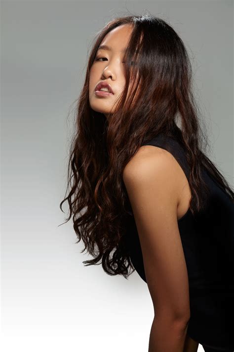 Try out this modern trend & flaunt your natural long hair like a pro this season. Best Asian Hairstyles & Haircuts - How to Style Asian Hair