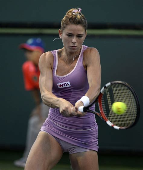 Tennis Camila Giorgi Foto Italy S Camila Giorgi Returns Against France S Marion