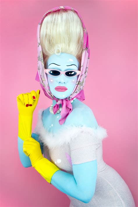 British Artist Juno Birch On Her Pottery And Drag Style Vogue Le