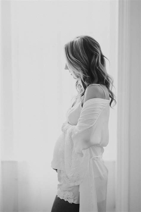 Cozy And Intimate Pittsburgh Maternity Session — Rachel Rossetti Photography