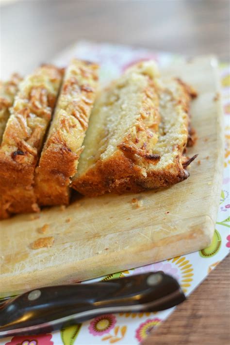 Take whole wheat flour, all purpose flour, baking powder, baking soda, salt in a bowl. Homemade Apple Bread - Amazingly Delicious!