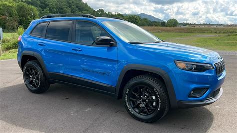 X Gon Give It To Ya 2022 Jeep® Cherokee X Arrives At Dealers