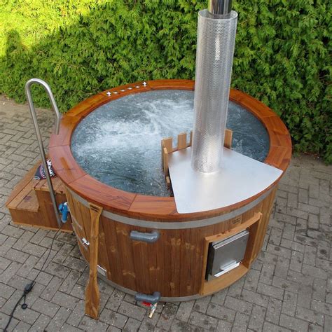 Badetonne Badezuber Badefass Hottub Hot Tub Isbjorn Hottubs De