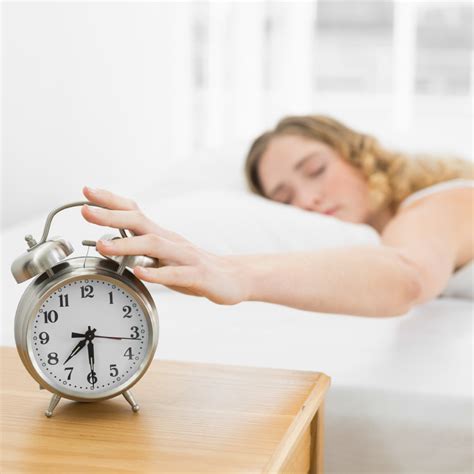 Sleepy Brits Hitting The Snooze Button For 14 Minutes A Day