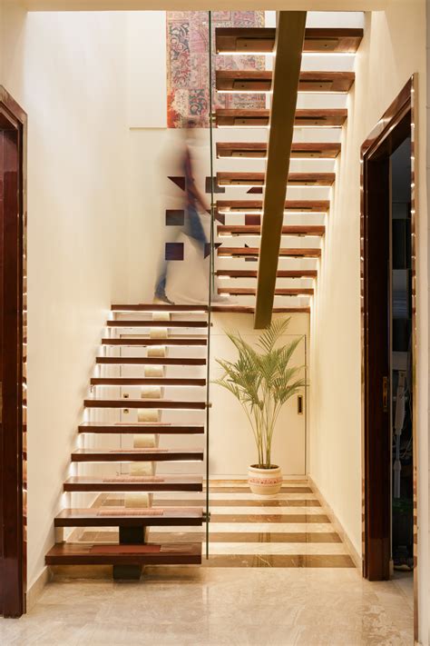 10 Beautiful Staircase Interior Design Ideas You Cant Miss