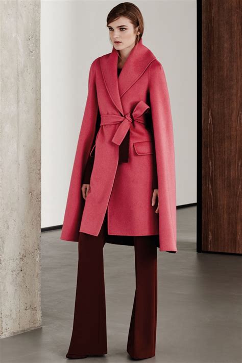 Max Mara Atelier Fall 2015 Ready To Wear Collection Photos Vogue