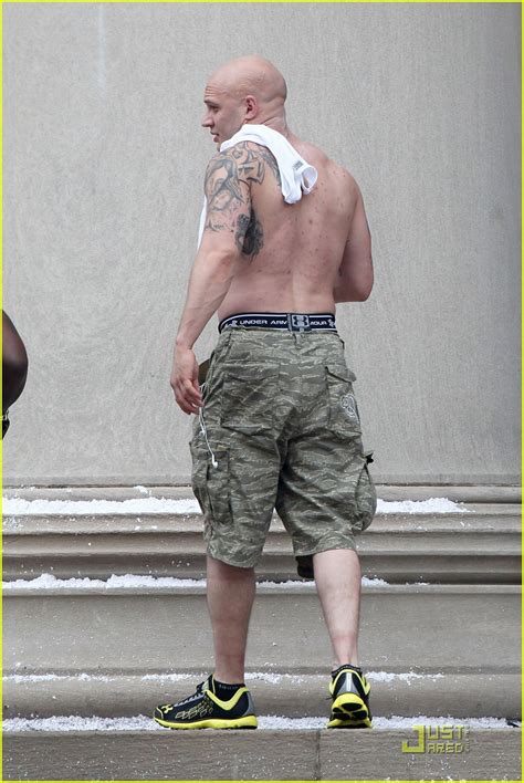 Shirtless Tom Hardy On The Set The Dark Knight Rises Tom Hardy Photo Fanpop