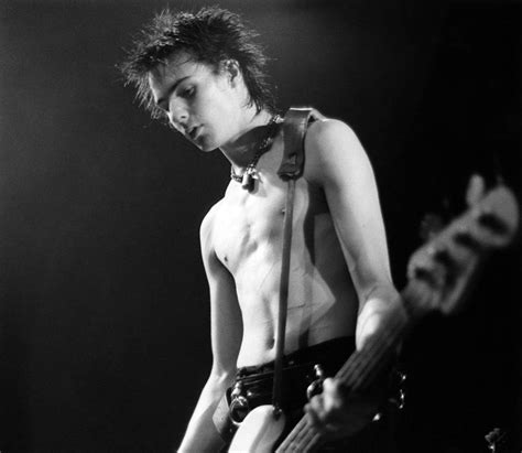 Sex Pistol Sid Vicious Dies Of An Overdose In New York The Globe And Mail