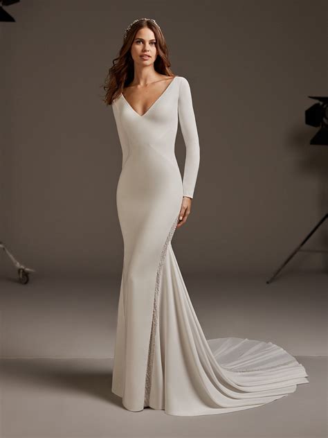 Bianca Wedding Dress From Pronovias Uk