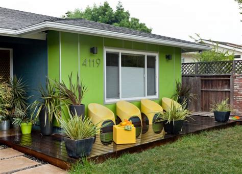 Architecture, form no longer followed function: 15 Enchanting Mid-Century Modern Deck Designs Your Outdoor ...