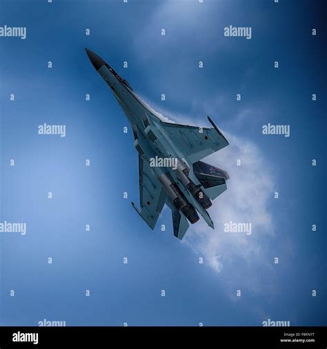 Russian Su 35 Flanker Fighter Stock Photo Alamy