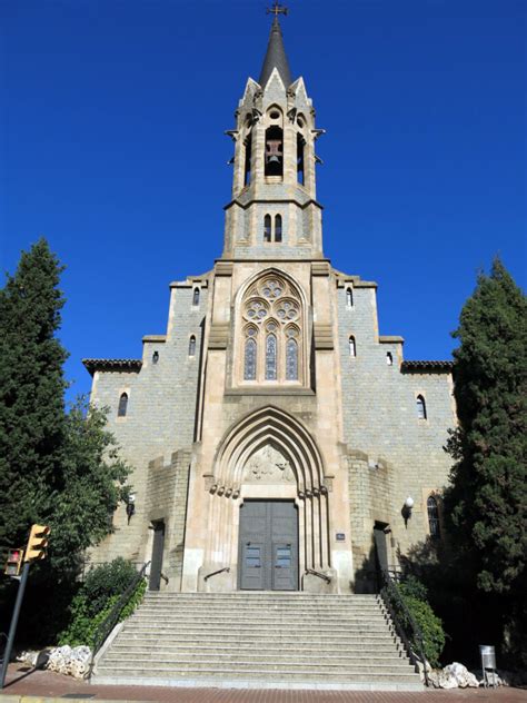 May 23, 2021 · hallado un hombre muerto dentro de una figura de dinosaurio en santa coloma de gramenet los mossos d'esquadra no han apreciado indicios de criminalidad en el suceso. Parròquia de Santa Coloma (Església Major), Barcelona ...