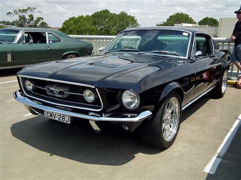 Best Cars To Buy For Your First Car Classic Car Walls